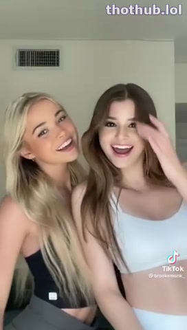 Brooke Monk – Sexy with her friend