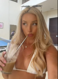 Charlotte Parkes – Hot sexy !!!