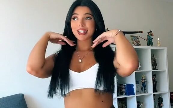 Julia Bayoneta – Hot Nude Show Body So Sexy !!!