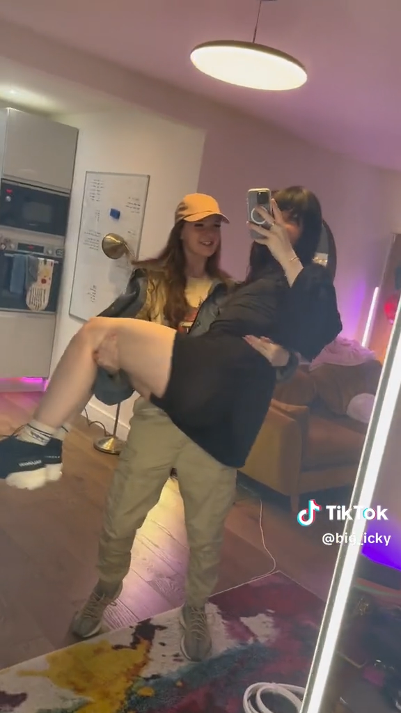icky Video hot Sexy