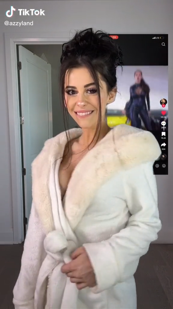 Azzyland Hot Nude Onlyfans leak New Video