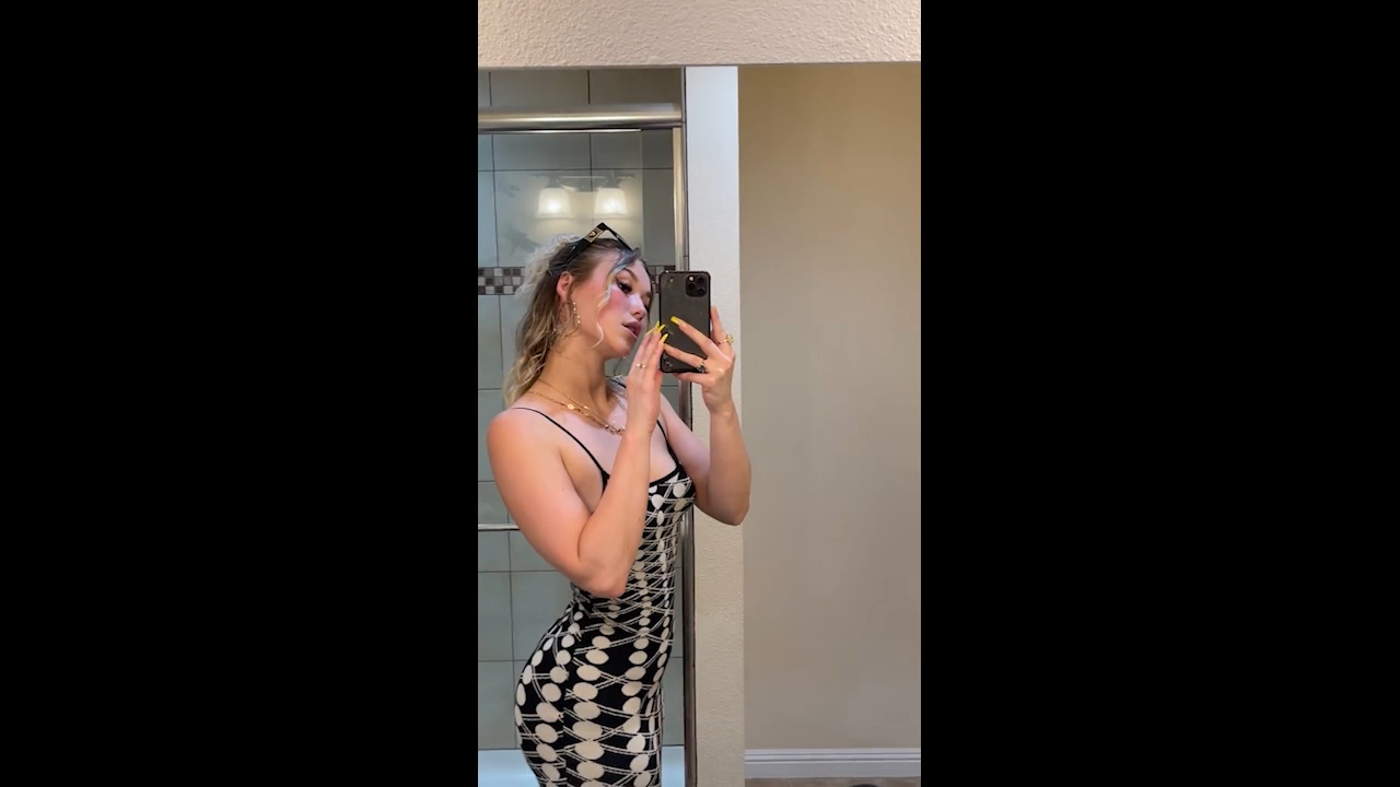 SondraBlust hot nude onlyfans leak – new vid