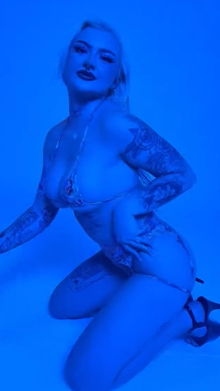 Lowri Rose New Nude Video From Onlyfans Leak – Lowri Rose