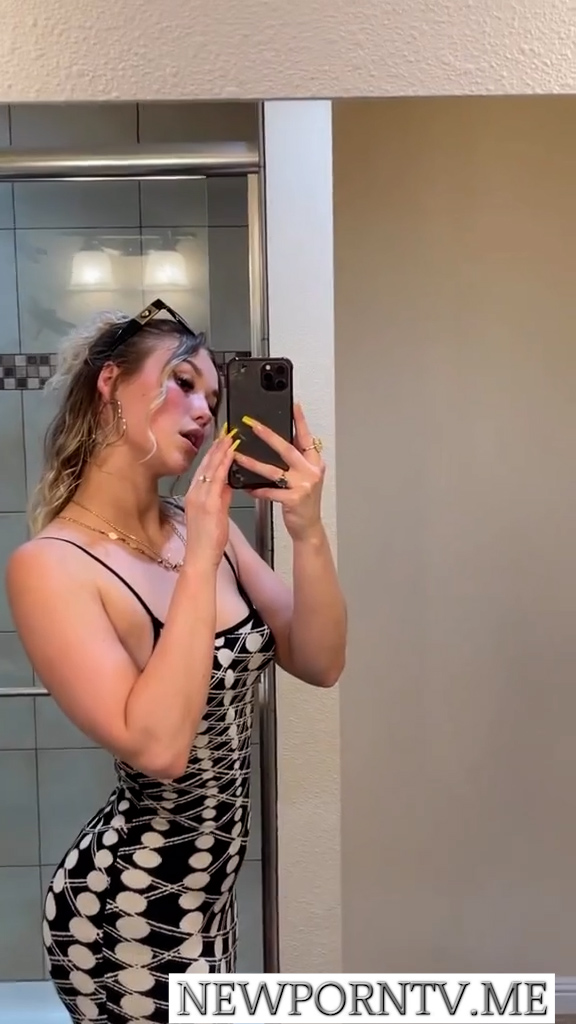 SondraBlust Nude Show Body In Bathroom Video Trending Onlyfans