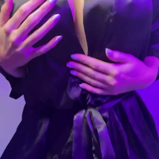 Heatheredeffect Night Gown Topless Tease Video Leaked