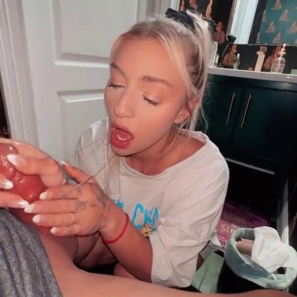 Therealbrittfit Frat Party Fuck Video Leaked