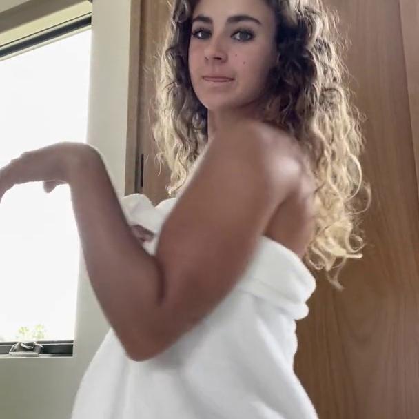 Claire Stone Nude Towel Tease Video Leaked