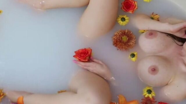 Abby Opel Nude Bathtub Twerk Video Leaked