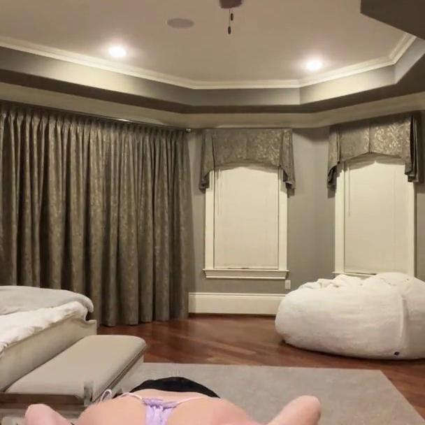 Christina Khalil Vibrator Pussy Masturbation Video Leaked