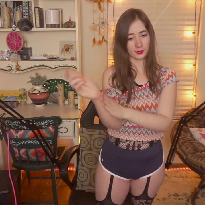 Courncake Asmr No Talking Clothing Scratching, Lotion Rubbing And Heartbeat Video Leaked