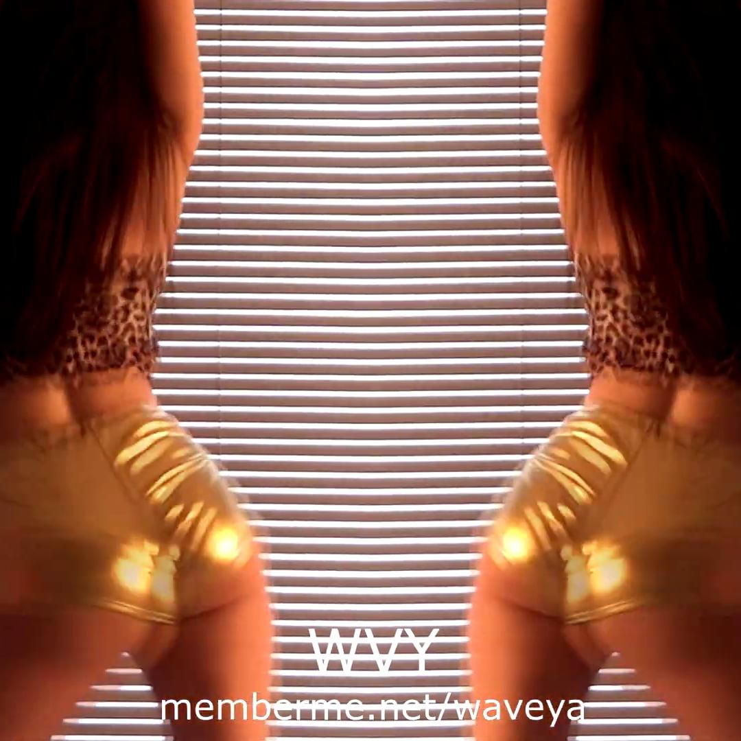 Waveya Miu Twerking Nude Video