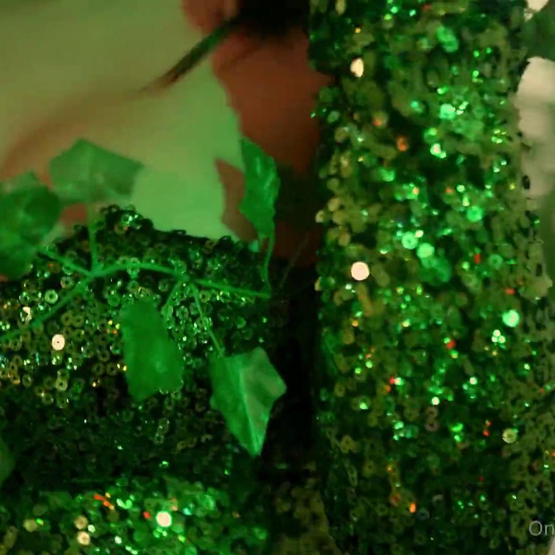 Puffin Asmr Topless Poison Ivy Ride Video Leaked